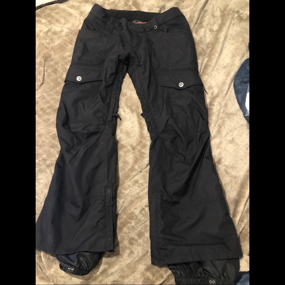 Burton Pants - Women’s Burton Lucky pant black Burton Pants - Women’s Burton Lucky pant black